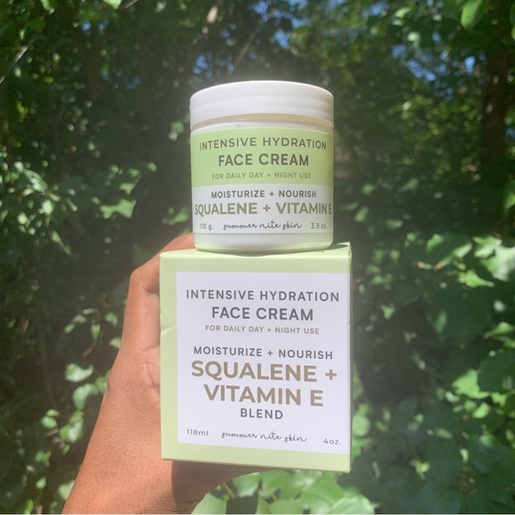 Intensive Hydraulic Face Cream | Squalene + Vitamin E blend - Picture 4 of 5